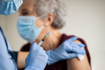 Covid-19-Impfung: Dritte Dosis für Personen mit schwachem Immunsystem picture news